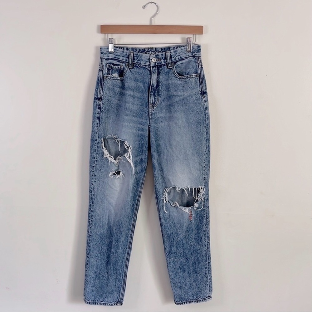American Eagle 11.5” Rise Curvy Mom Jean